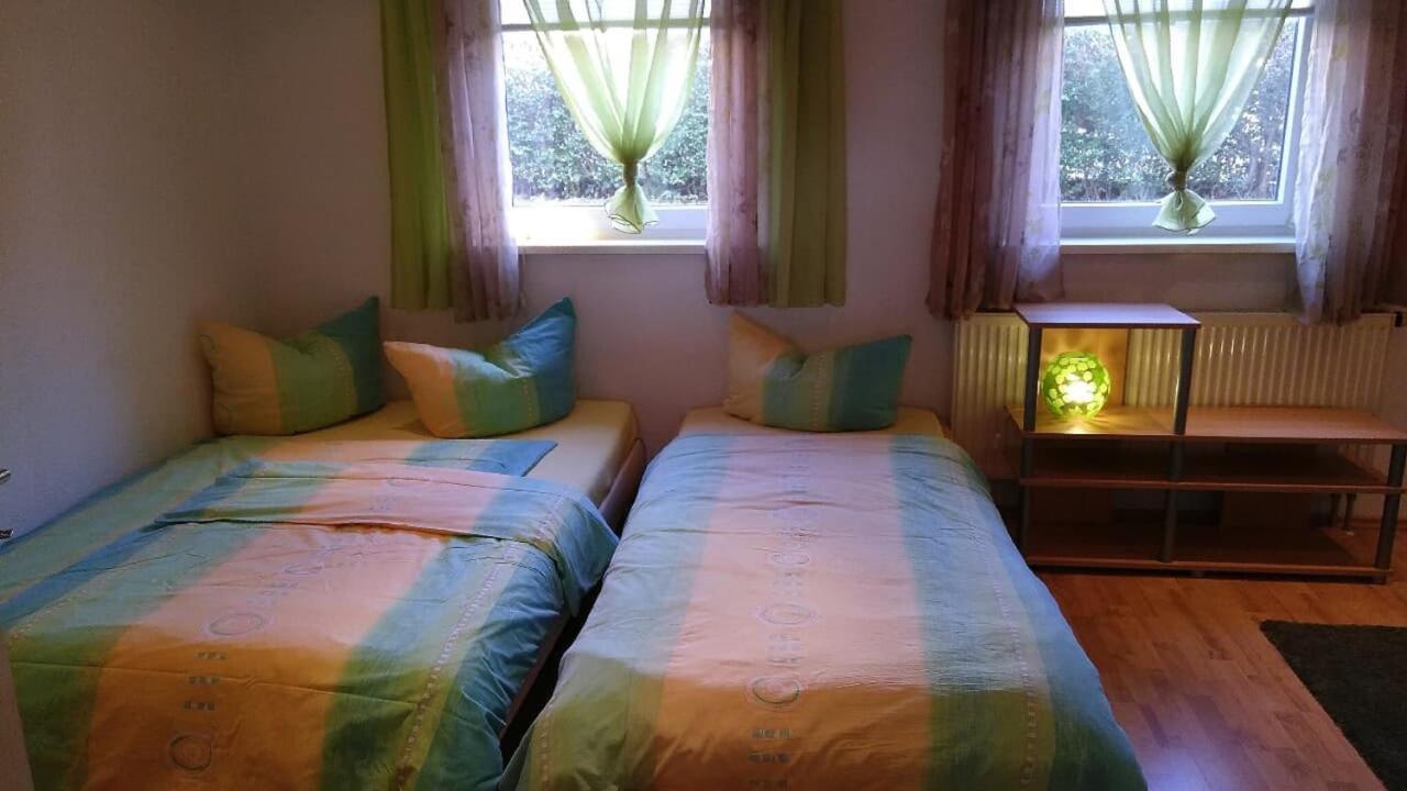 Ferienwohnung Steinwald Auslaeufer Mit Blick Auf Koesseine Waldershof Exterior photo